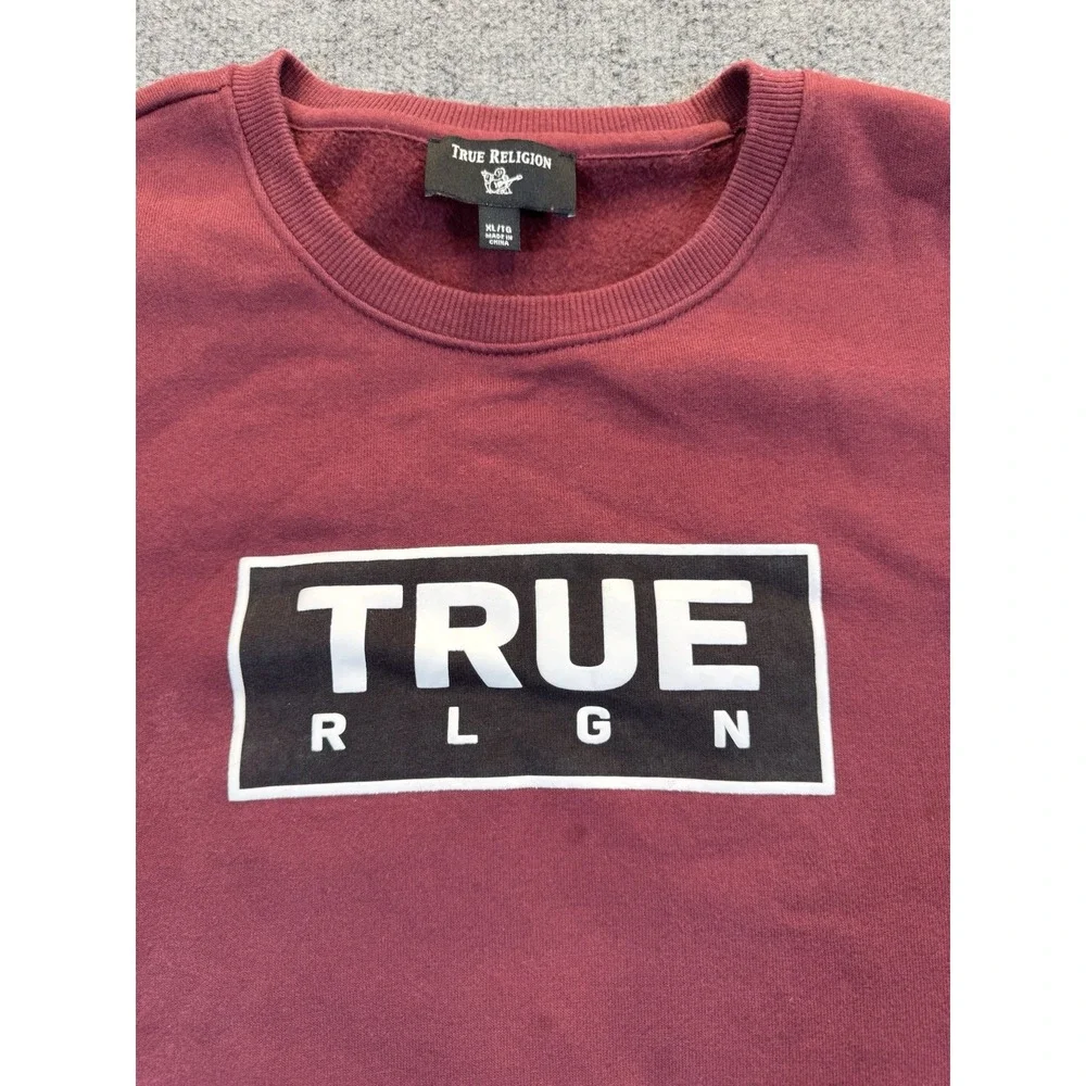 True Religion Men's XL Burgundy Logo Crewneck Sweatshirt